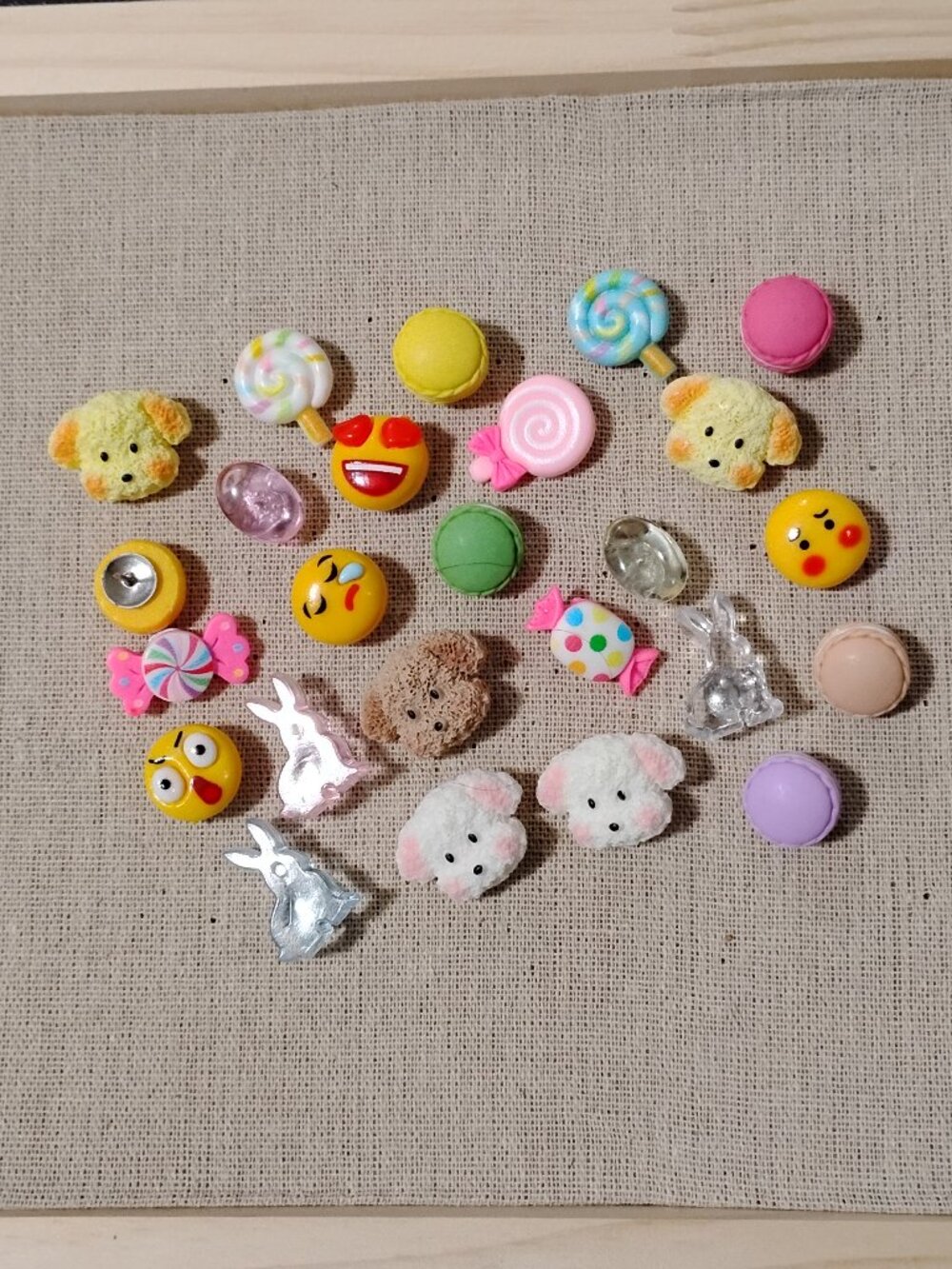 25 Pc Emoji's Candies Dogs Pastel Bunnies & Eggs Macaroons Bulletin Board Pins